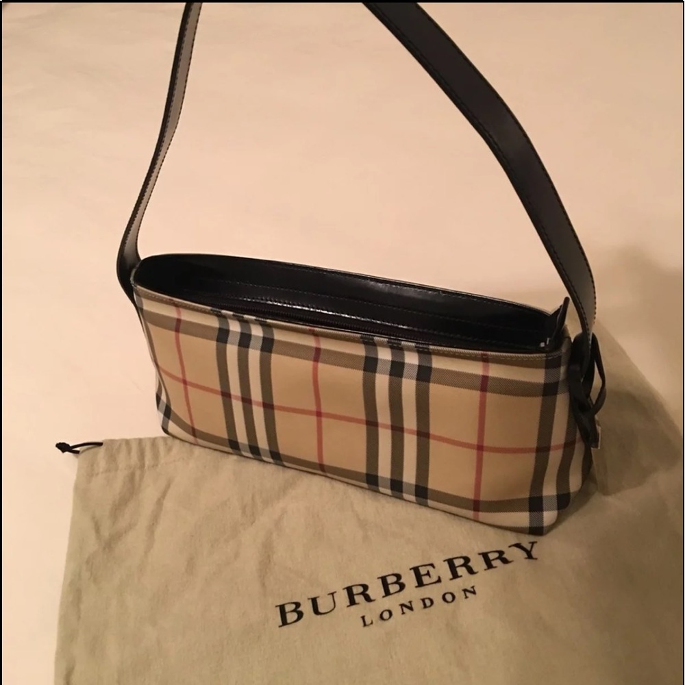 Authentic Burberry preowned shoulder purse
